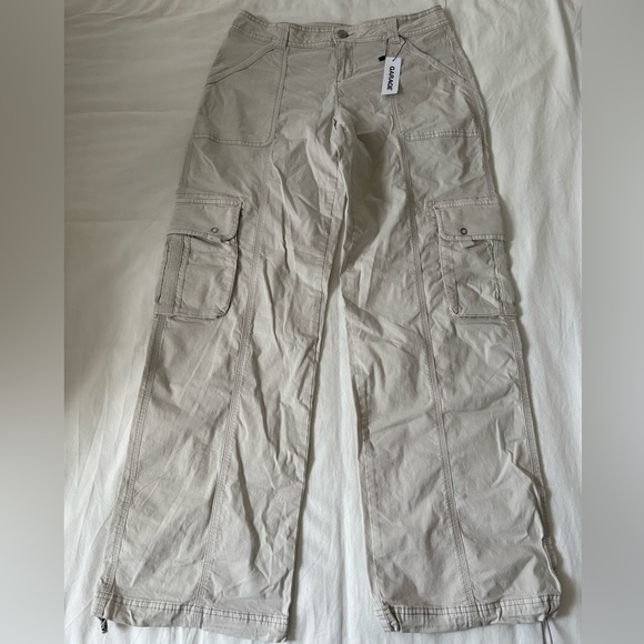 Garage Chicago Low Rise Cargo Pant - Picture 5 of 10